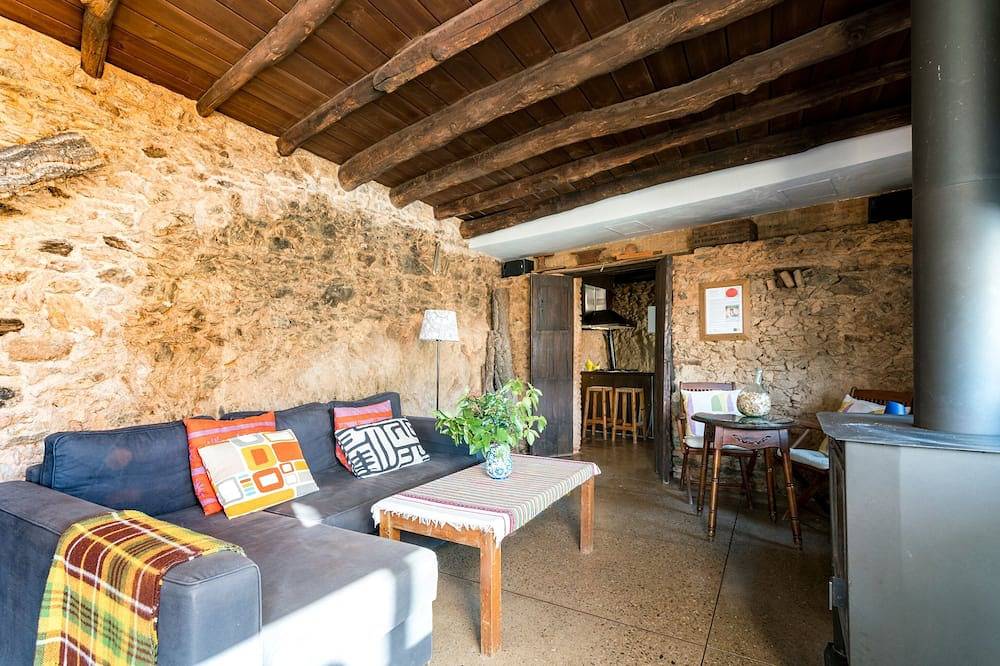 El Risco del Lomero 2 +2 supletoria. Valdelarco. Sierra de Aracena in Valdelarco, Sierra de Aracena y Picos de Aroche