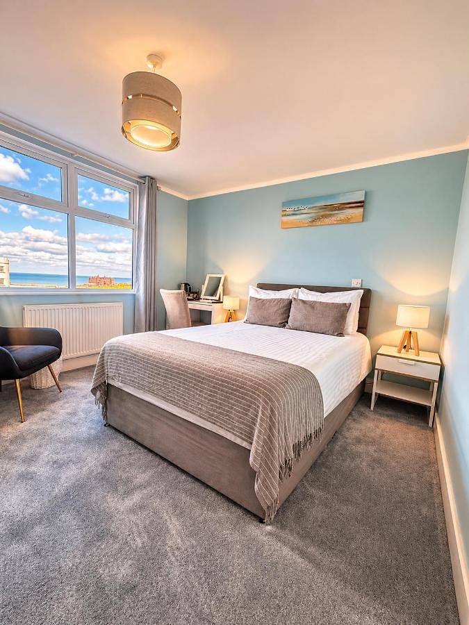 B&b for 2 people, with view and garden in Newquay