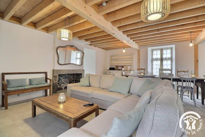 Gîte pour 15 personnes, avec jardin et terrasse à Saint-Suliac - 3