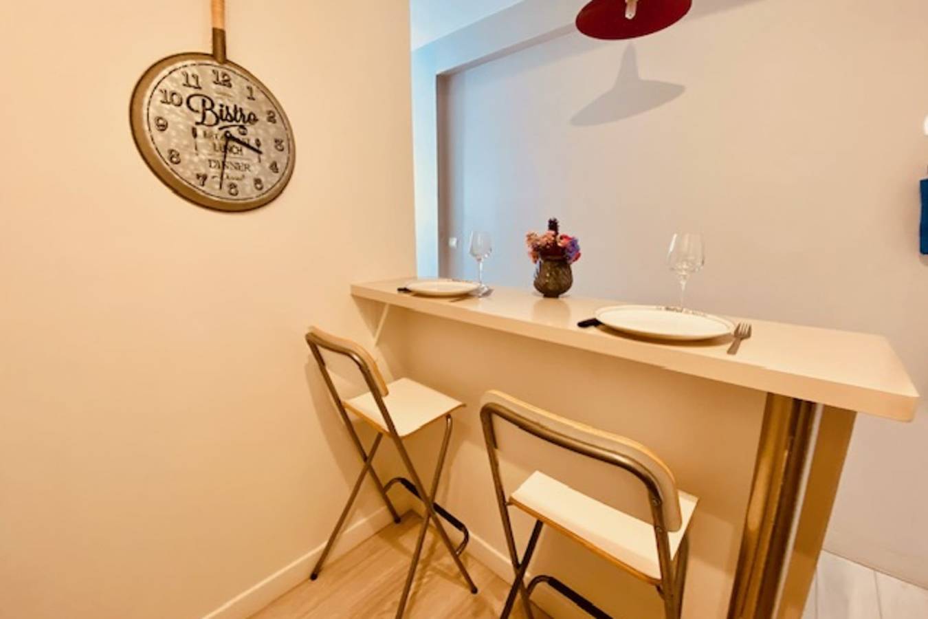 Appartement entier, Duplex lumineux à 50m du port de La Rochelle in La Rochelle, Région de La Rochelle