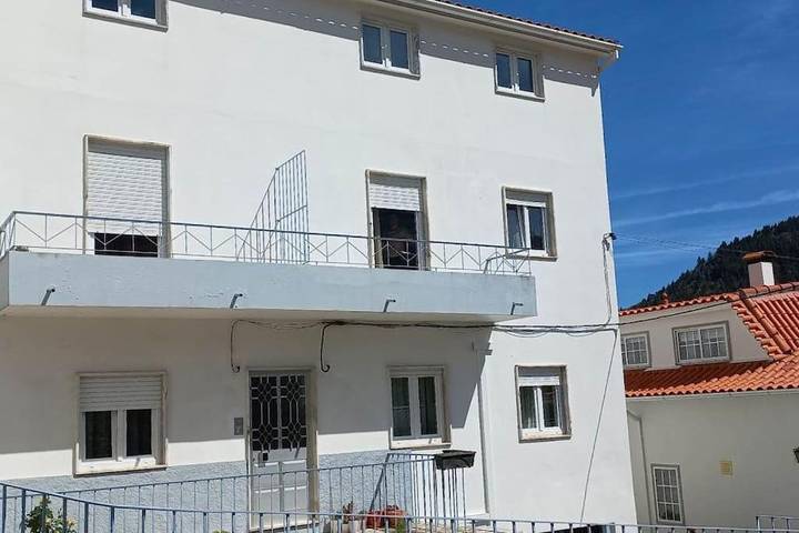 Gîte pour 4 personnes, avec terrasse et vue, animaux acceptés à Manteigas - 4