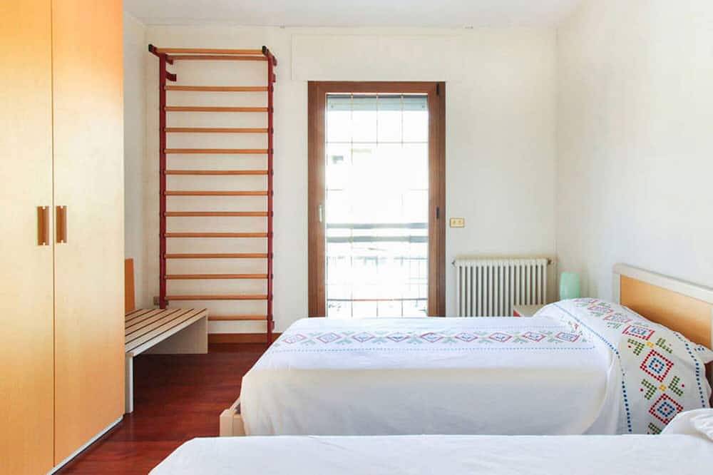 Ganze Wohnung, Platz, Licht, Komfort im Vittorio Veneto zwischen Venedig und Cortina in Vittorio Veneto, Südliche Karnische Alpen