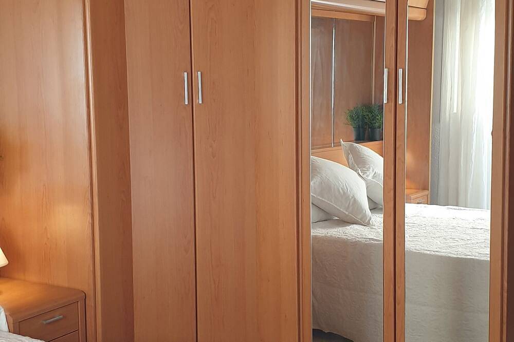 Apartamento entero, Cupido Beach El Morche. Patio, Costa, Mar y Playa. in Torrox Costa, Torrox