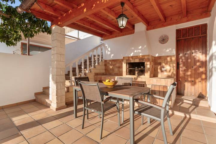 Holiday Home 'Los Mangos' with Sea View, Shared Terrace and Wi-Fi in La Suerte (Canary Island), Agaete