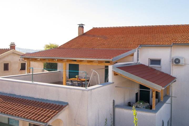Gîte pour 4 personnes, avec terrasse à Vodice - 4