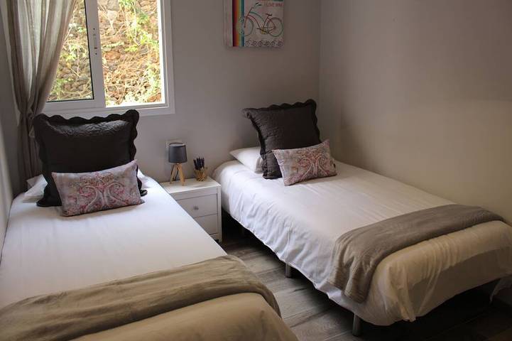 Jolie villa de 3 chambres et 2 salles de bains à Chayofa, avec jacuzzi spa in Chayofa, Arona
