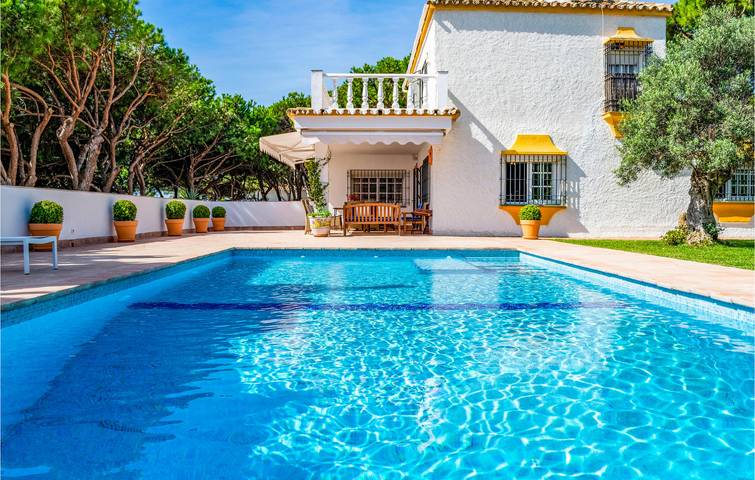 Ferienhaus für 10 Personen, mit Ausblick und Terrasse sowie Pool und Garten in Marbella - 2