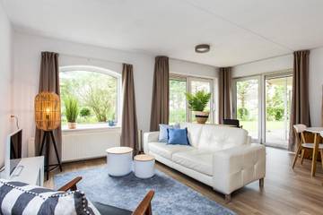 Ferienhaus für 4 Personen, mit Terrasse und Balkon/Terrasse in Julianadorp