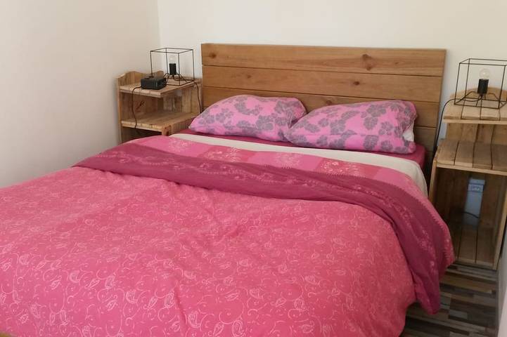 Gîte pour 3 personnes, avec terrasse et jardin à Cormoranche-sur-Saône - 4