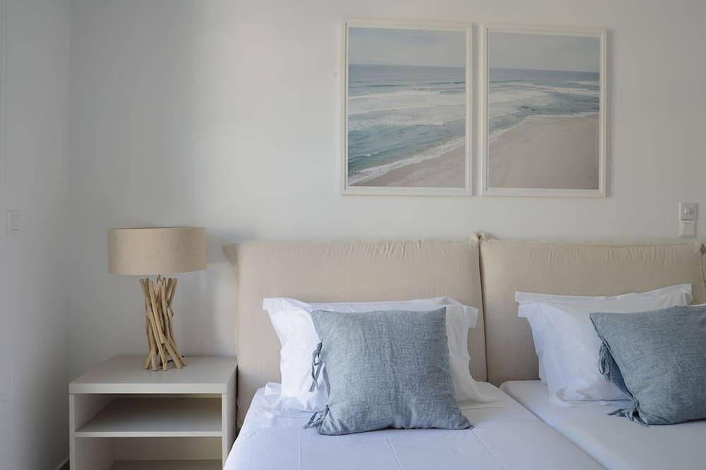 Elysian Villa - Ultra Luxurious Spetses Villa With Chef, Pool, Gym, Basketball. in Spetses City, Spetses