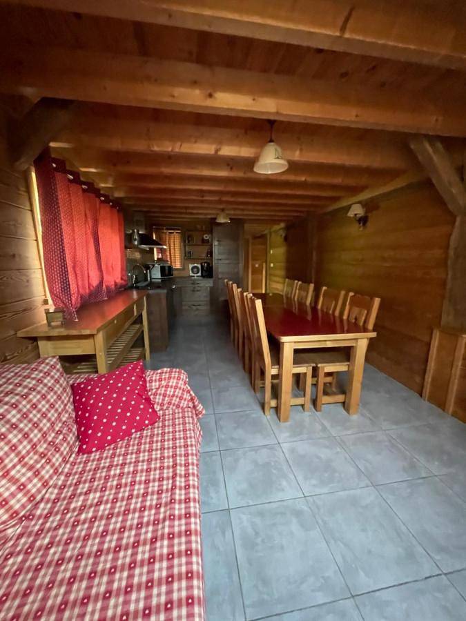Gîte pour 8 personnes, avec terrasse, adapté aux familles à Basse-sur-le-Rupt - 2