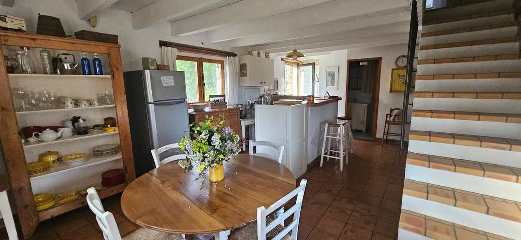 Location de vacances pour 4 personnes, avec piscine et terrasse à Saint-Privat - 2