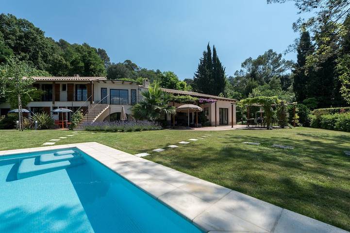 Villa pour 8 personnes, avec jardin à Mougins