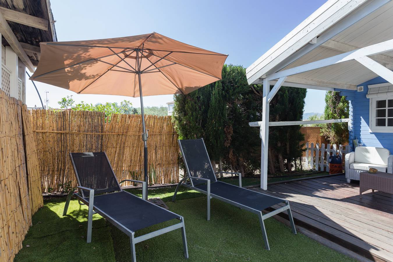 Ferienhaus 'Fama' mit Gemeinschaftspool, privater Terrasse und Wlan in Oliva, Costa Blanca
