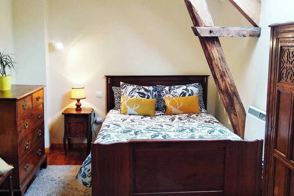 Étable Reconvertie Classée 4**** en Vallée de la Dordogne, à 20 min de Sarlat. in Nadaillac-de-Rouge, Quercy