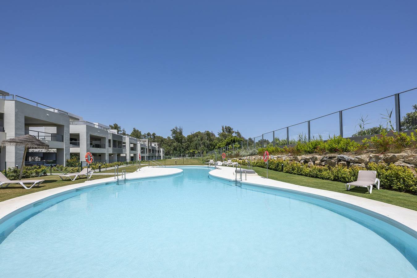 Apartamento entero, Solemar  Beach & Golf 2373 Casares-Estepona in Playa Ancha, Casares
