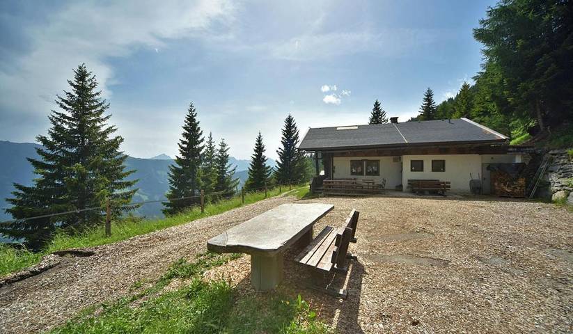 Ferienhaus für 8 Personen, mit Balkon und Terrasse sowie Garten und Ausblick in Rangersdorf