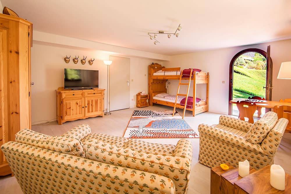 Lena – wunderschönes Haus mit 4 Schlafzimmern (alle mit Bad), Traumblick & Sauna in Garmisch-Partenkirchen, Bayerische Alpen