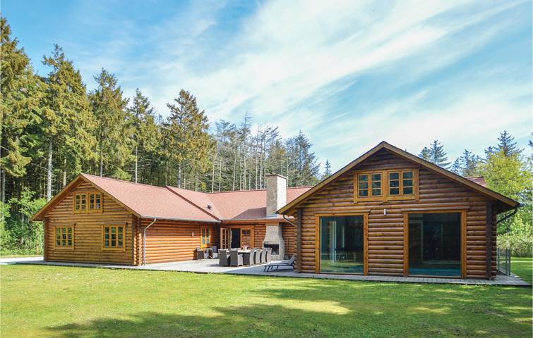 Luxus-Ferienhaus für 16 Personen, mit Terrasse und Sauna sowie Whirlpool in Dänemark an der Nordsee