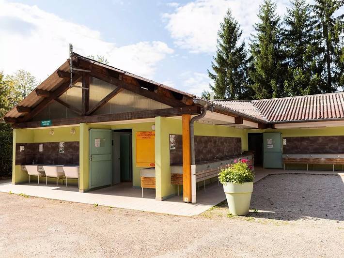 Camping pour 4 personnes, avec sauna et terrasse dans le Jura - 3