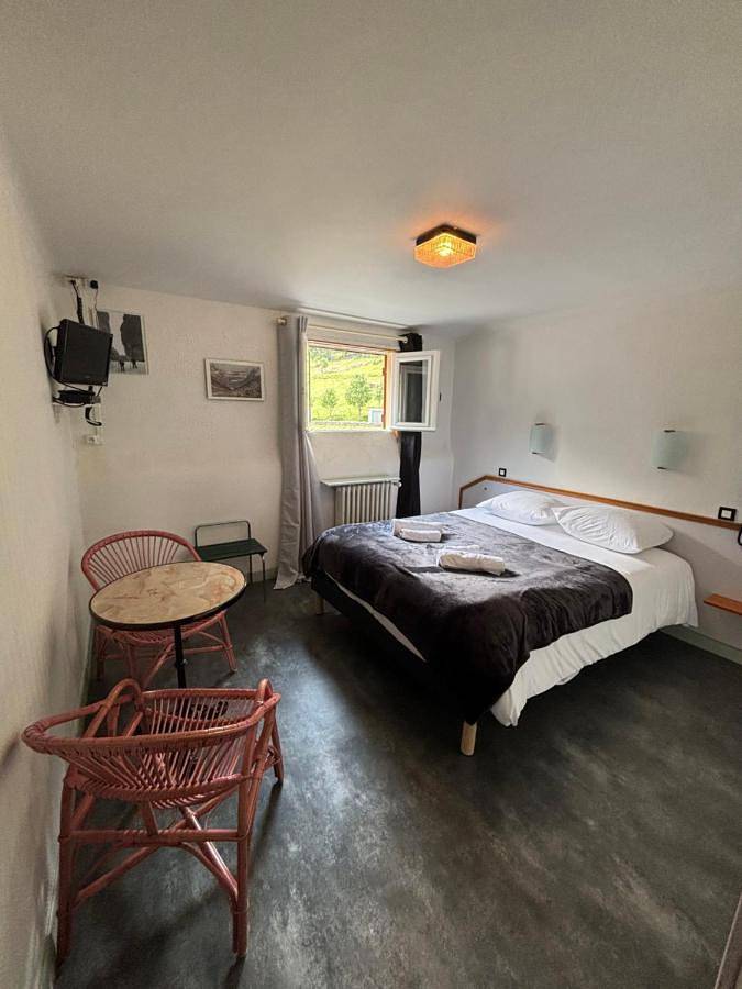 Hôtel pour 2 personnes, avec terrasse ainsi que vue et jardin