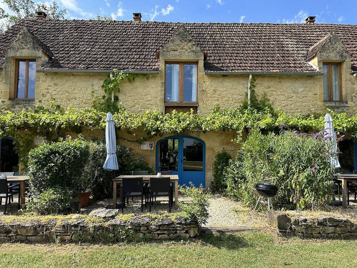 Gîte pour 6 personnes, avec piscine, adapté aux familles