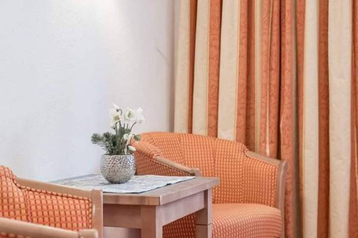 Ferienhaus für 2 Personen, mit Whirlpool und Sauna sowie Terrasse und Pool in Seefeld in Tirol - 2