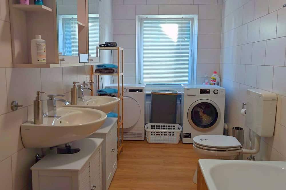 Ganze Wohnung, Monteurwohnung Northeim App2 Sky Terrasse High End in Northeim, Niedersachsen