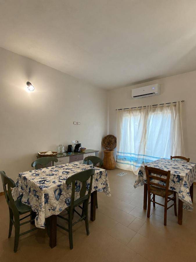 Chambre d’hôte pour 2 personnes, avec Terrasse à Villaputzu - 4