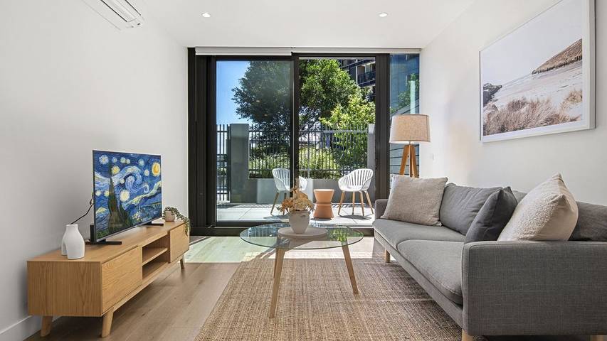 Holiday apartment for 2 people, with pool in Melbourne