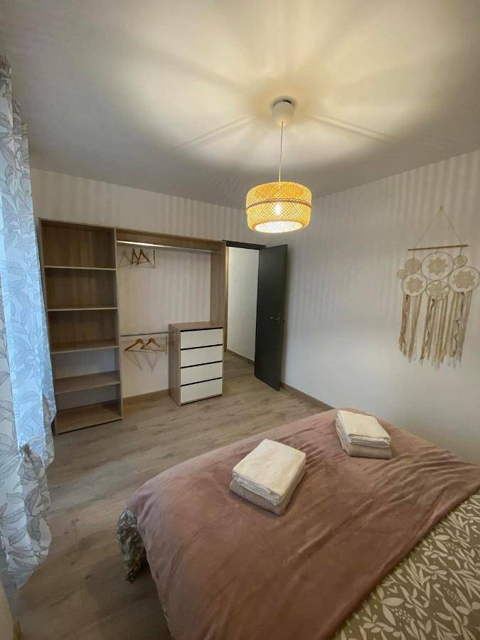 Location de vacances pour 6 personnes, avec vue et jardin à Hirel - 3