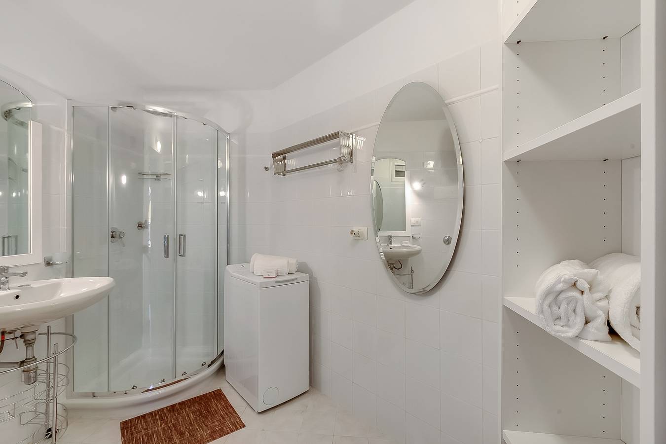 Appartement entier, Lory's House in Gardone Riviera, Montagnes autour du lac de Garde