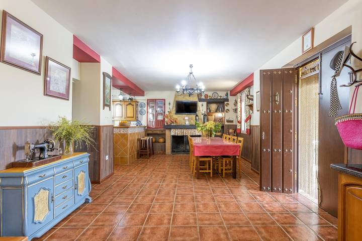 Casa rural para 18 personas, con jardín, Familias con niños en Archidona - 3