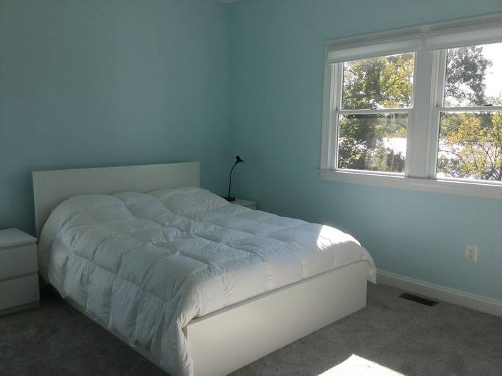 Vacation rental for 10 people, with yard and hot tub, with pets in Southern Maryland