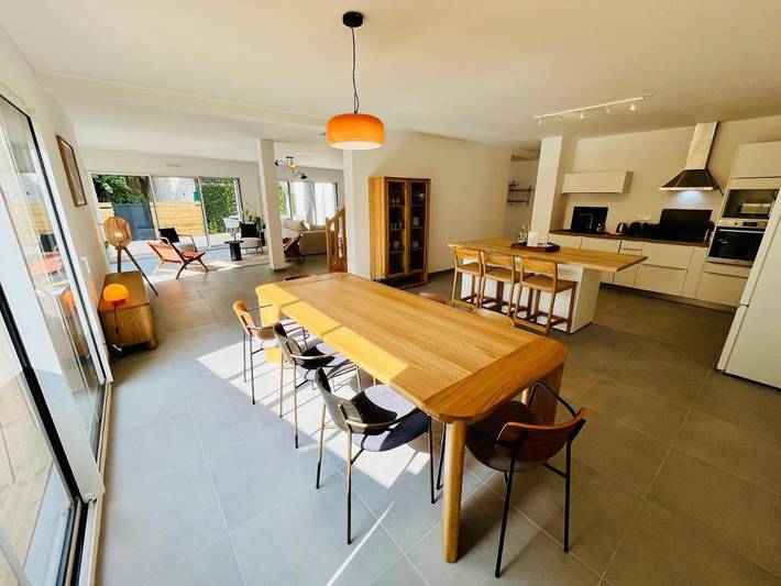 Location de vacances pour 13 personnes, avec terrasse dans Gare De Tours - 2