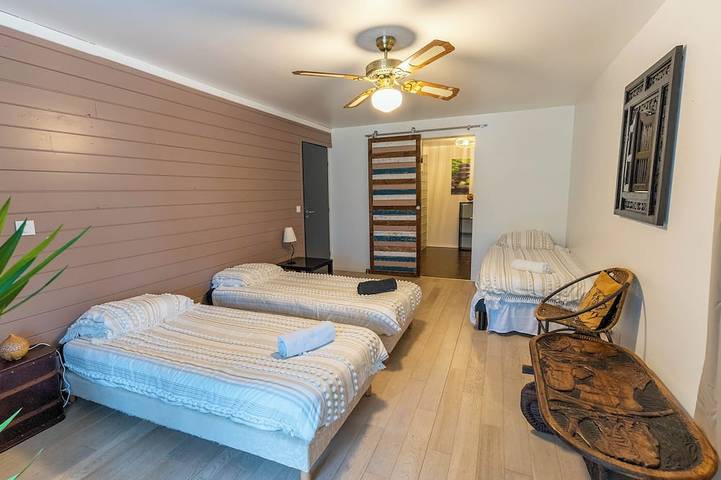 Location de vacances pour 12 personnes, avec piscine à Le Revest-les-Eaux - 3