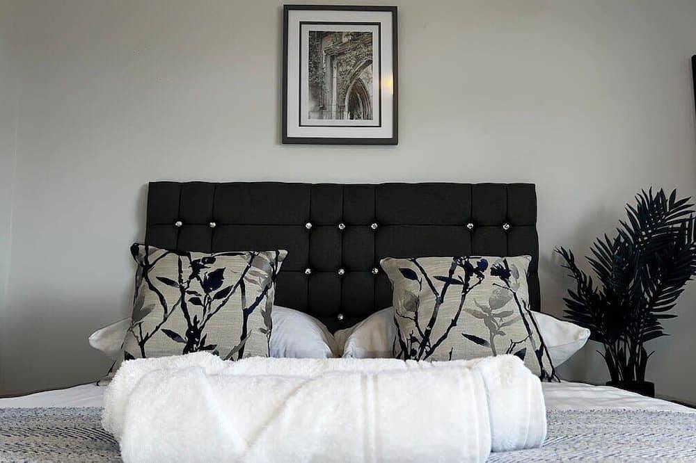 Ganze Wohnung, The Cheshire Gathering - Hot Tub 8 Bedroom in Chester, West Cheshire und Chester