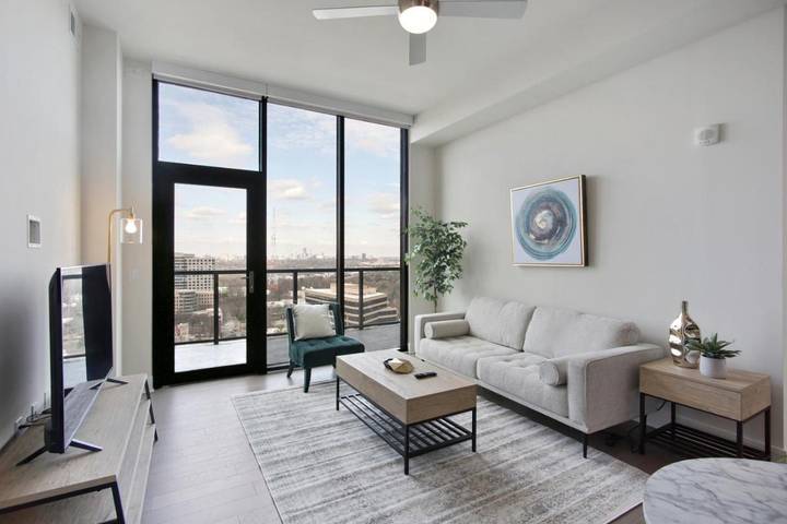 Apartamento de vacaciones para 4 personas, con terraza además de vistas y piscina - 1