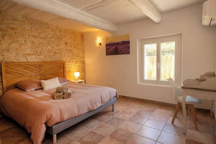 Mas provençal les pitchounes avec jacuzzi in Ménerbes, Parc naturel régional du Luberon