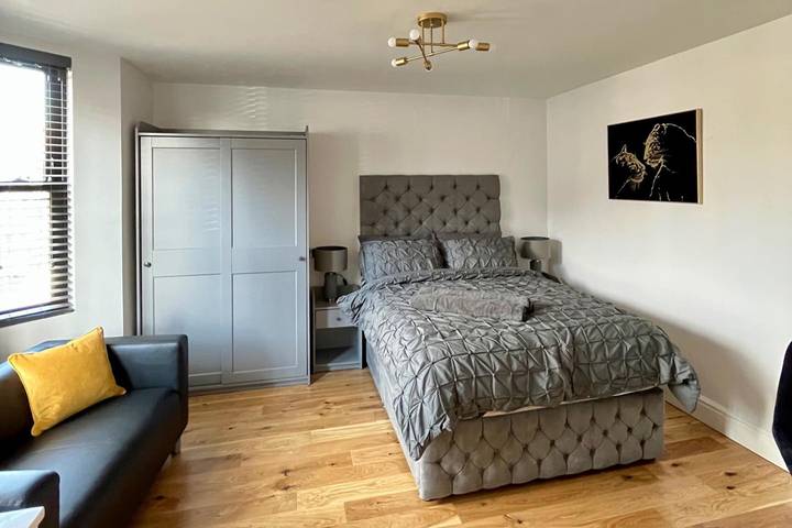 Holiday apartment for 2 people in East London