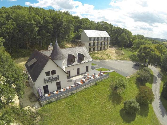 Hôtel pour 4 personnes, avec vue et jardin, animaux acceptés à La Roche-Clermault - 2