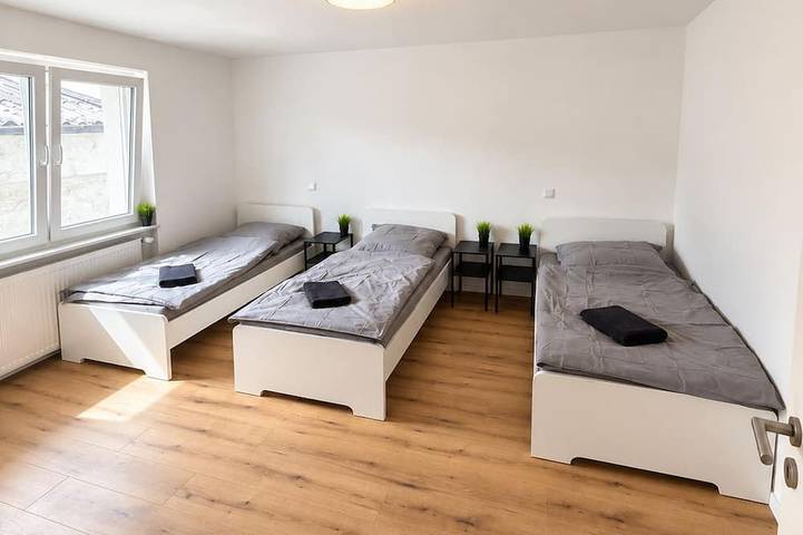 Ganze Wohnung, Monteur- und Ferienapartment Lingenfeld Eg in Lingenfeld, Rheinebene