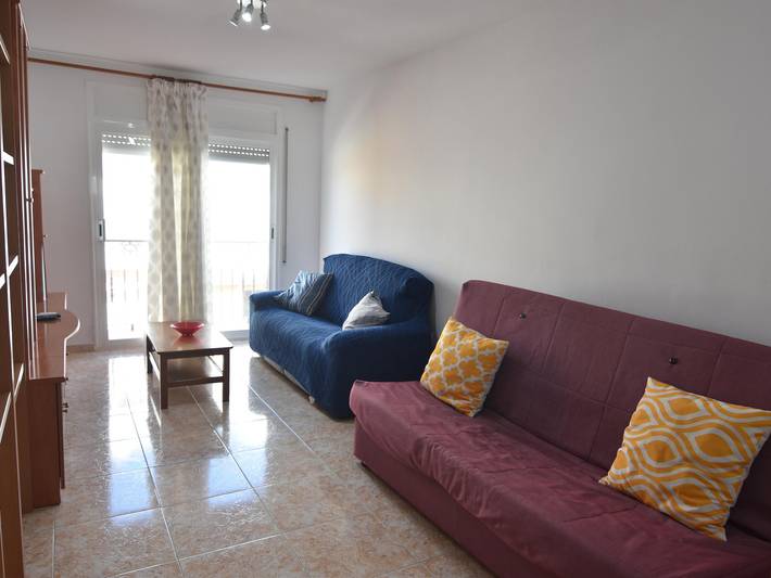 Ganze Wohnung, Familienfreundliche Wohnung in Roses, 100m zum Strand, 2 Zimmer, A/C, nahe zu allen Annehmlichkeiten in Roses Centre, Roses