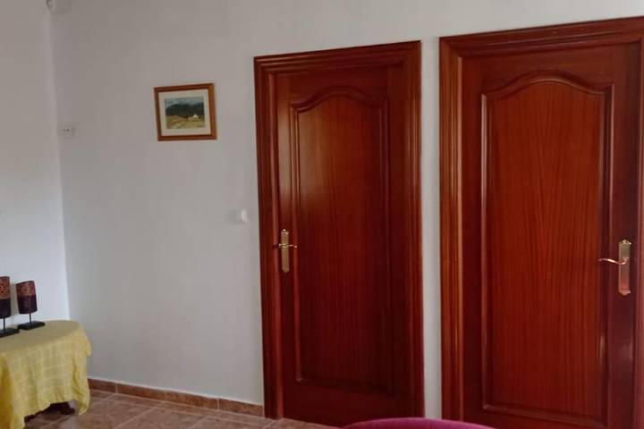 Apartamento de vacaciones para 5 personas, con terraza y piscina además de vistas y jardín en Río Mula - 4