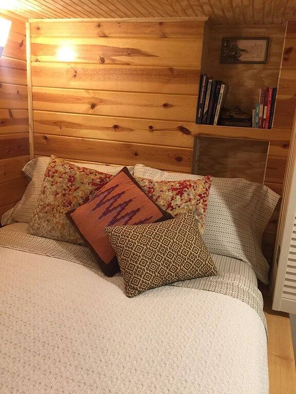 Ganze Wohnung, Günstige Lage: Charmant und stilvoll: Moderne Annehmlichkeiten in Blue Ridge Parkway, Asheville