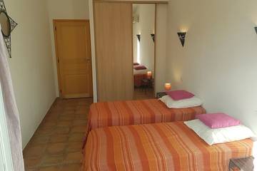 Villa pour 4 Personnes dans Porto-Vecchio, Arrondissement de Sartène, Photo 2