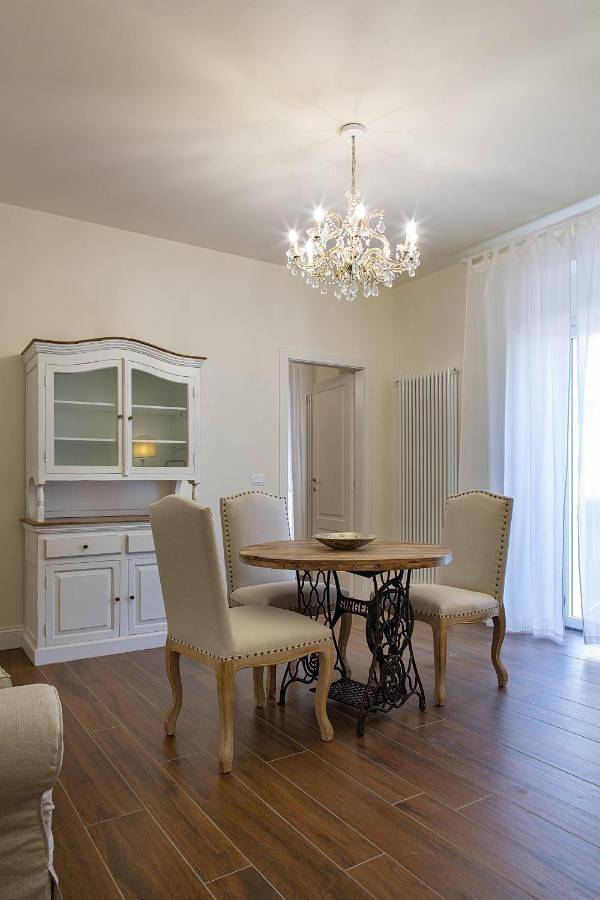 Location de vacances pour 4 personnes, avec jardin et jacuzzi ainsi que terrasse et sauna à Capestrano - 2