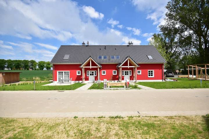 Ferienhaus für 8 Personen, mit Sauna und Garten in Krummin - 2