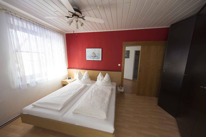 Doppelzimmer, Dusche, Wc in Klagenfurt am Wörthersee, Klagenfurt-Villach