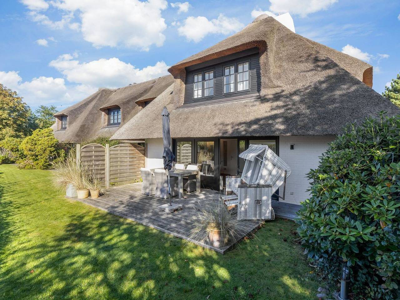 Ganze Ferienwohnung, Lüüvwai I - Lüüvwai I - sonnige Ferienwohnung im Eg und Terrasse mit Südwestlage in Keitum, Sylt (Gemeinde)